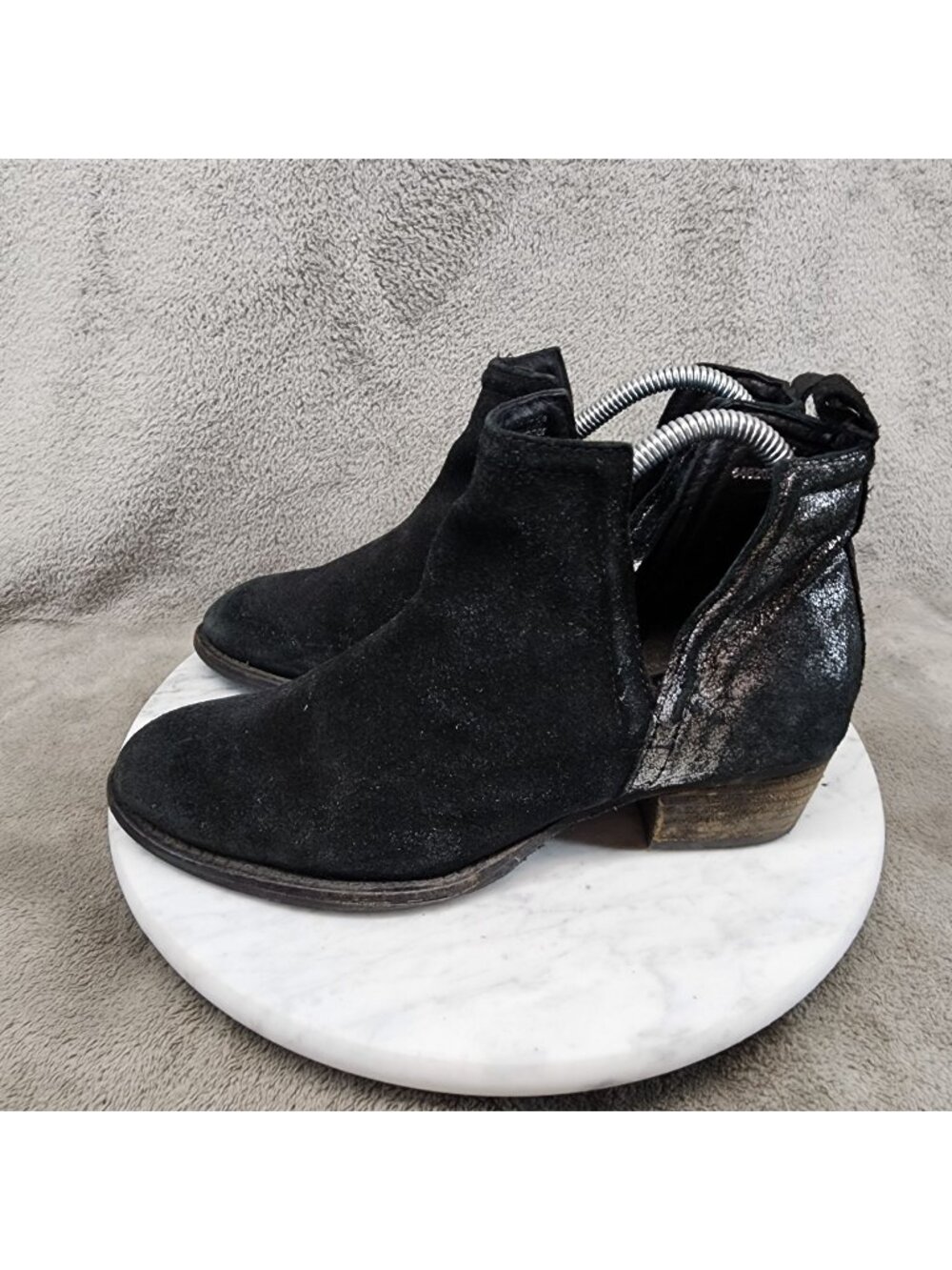Diba Shoes Womens Size 7 Black Leather Ankle Booties *Read*